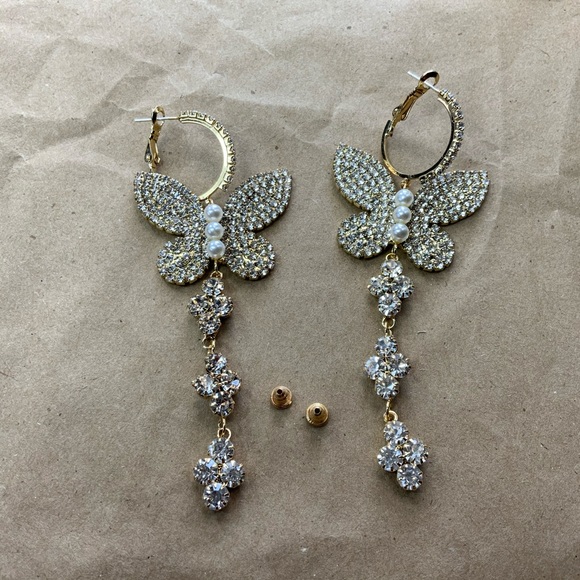Metal diamonds pearls Butterfly Long Earrings - Picture 2 of 11